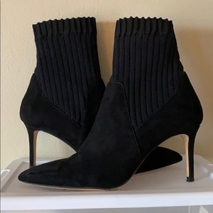 Zara Ankle Booties with Elastic Ankle Band size 39
